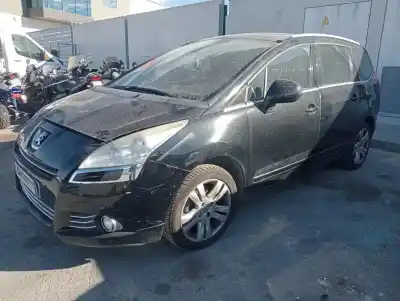 Veículo de Sucata peugeot 5008 premium do ano 2010 alimentado d-rhe 0 rh02