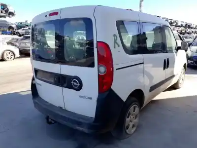 Veículo de Sucata opel combo d kasten l1h1 2.4t do ano 2016 alimentado a13fd