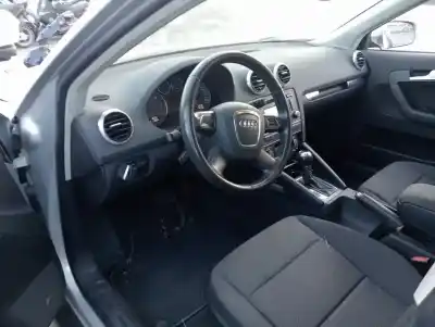 Veículo de Sucata audi a3 (8p) 1.6 tdi ambiente do ano 2011 alimentado cay