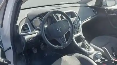 Veículo de Sucata opel astra j lim. excellence do ano 2015 alimentado b16dtl