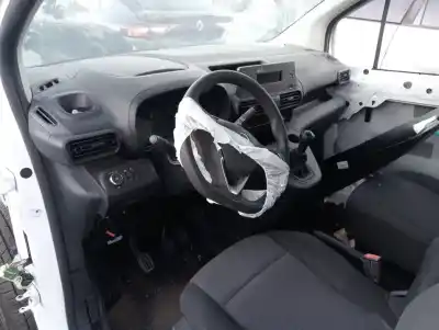 Vehicul casat opel combo cargo (e) express al anului 2020 alimentat bh02