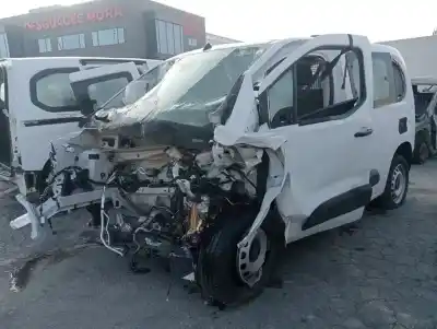 Veicolo di demolizione opel combo life edition dell'anno 2024 alimentato 