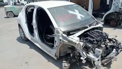 Veículo de Sucata PEUGEOT 208 (P2)  do ano 2023 alimentado HM05