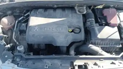 Vehicul casat peugeot 308 premium al anului 2007 alimentat rhr