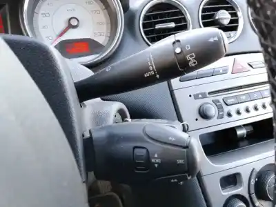 Vehicul casat peugeot 308 premium al anului 2007 alimentat rhr