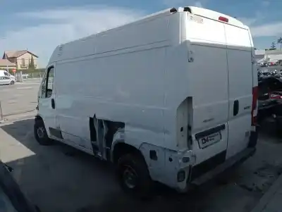 Vehicul casat peugeot boxer combi 330 l1h1 activeblue-hdi 110 al anului 2020 alimentat ah03