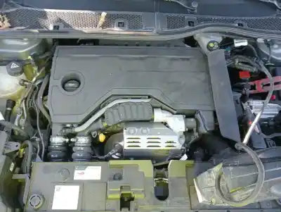 Vehicul casat citroen c4 berlina e-plus al anului 2025 alimentat hn09