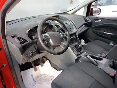 Vehicul casat ford c-max edition al anului 2013 alimentat m1da