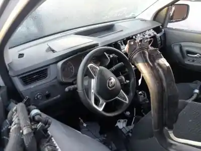 Veículo de Sucata renault express advance do ano 2024 alimentado k9k u8