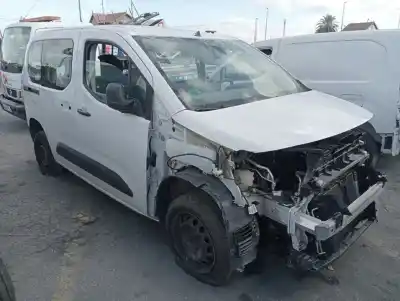 Verschrottungsfahrzeug OPEL COMBO LIFE  des Jahres 2023 angetrieben YH01