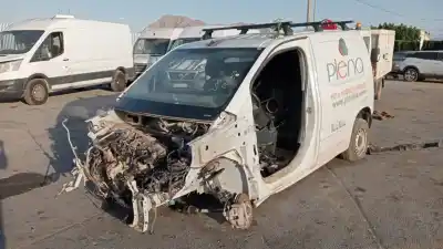 Verschrottungsfahrzeug toyota proace city combi l1 gx des jahres 2022 angetrieben yh01