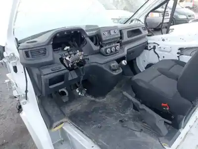 Hurda Aracı renault trafic furgón l1h1 2.8t yılın 2024 güçlü 