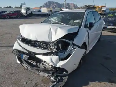 Veículo de Sucata toyota corolla touring sports (e21) hybrid active do ano 2025 alimentado 2zr-fxe