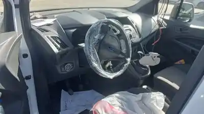 Vehicul casat ford transit connect (tc7) furgón (2006->) al anului 2015 alimentat ubga