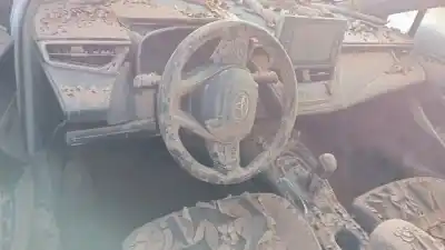 Veículo de Sucata toyota corolla touring sports (e21) hybrid active do ano 2020 alimentado 2zr-fxe