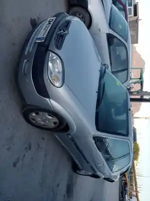 Veículo de Sucata citroen saxo 1.4 sx do ano 2001 alimentado 