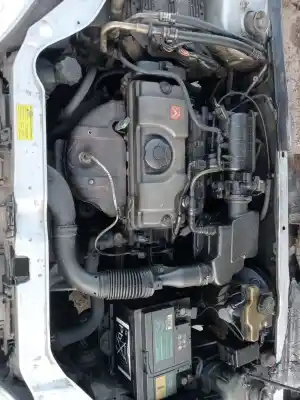 Veículo de Sucata citroen saxo 1.4 sx do ano 2001 alimentado 