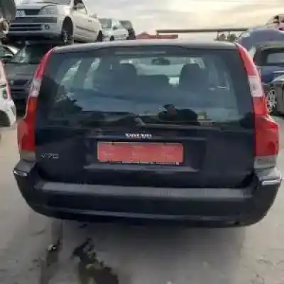 Sloopvoertuig volvo v70 familiar b5244s van het jaar 2000 aangedreven 