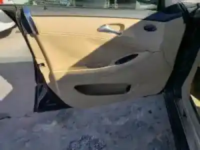 Veicolo di demolizione mercedes-benz clase cls (w219) 272964 dell'anno 2004 alimentato 