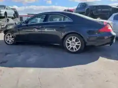 Veicolo di demolizione MERCEDES-BENZ CLASE CLS (W219) 272964 dell'anno 2004 alimentato 