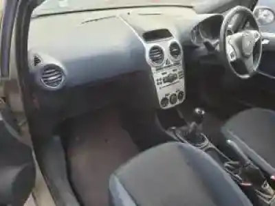Veículo de Sucata opel corsa d d-z13dtj do ano 2008 alimentado 