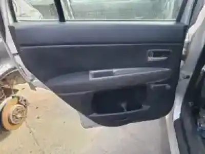 Vehicul casat mazda 2 berlina (dy) fxja al anului 2003 alimentat 