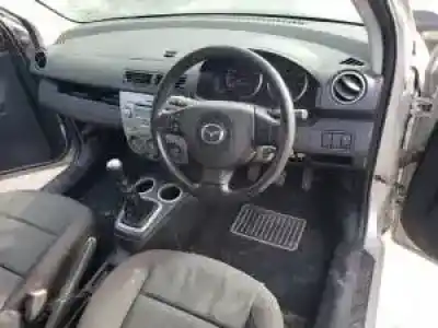 Vehicul casat mazda 2 berlina (dy) fxja al anului 2003 alimentat 