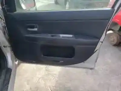 Vehicul casat mazda 2 berlina (dy) fxja al anului 2003 alimentat 