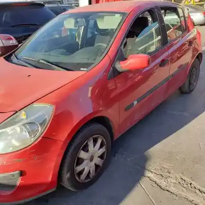 Scrapping Vehicle renault clio iii d4fd7 of the year 2006 powered 