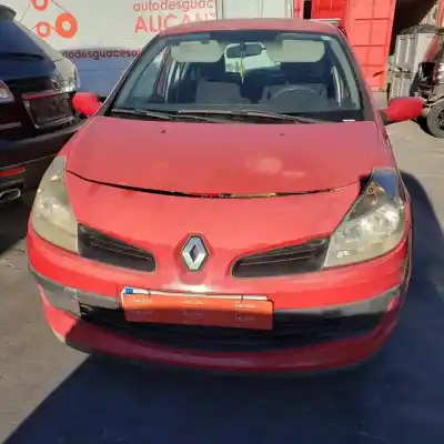 Scrapping Vehicle RENAULT CLIO III D4FD7 of the year 2006 powered 