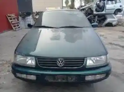 Veículo de Sucata VOLKSWAGEN PASSAT B3/B4 (3A2, 35I) 1.9 TDI do ano 1993 alimentado 