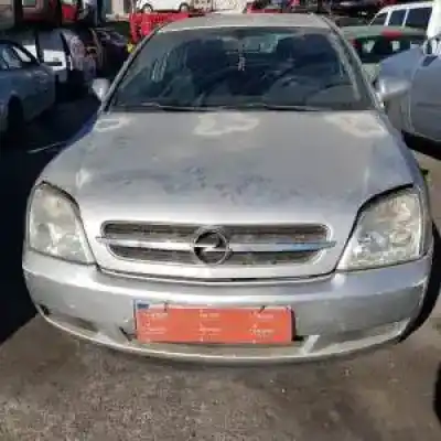 Verschrottungsfahrzeug OPEL VECTRA C BERLINA Y22DTR des Jahres 2002 angetrieben 