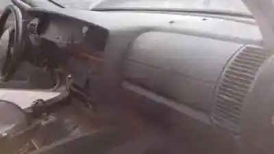 Sloopvoertuig opel omega 2.5 d -x25dt van het jaar 1999 aangedreven 