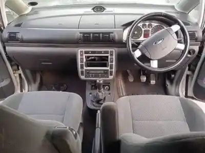 Здавання транспортного засобу ford galaxy (vy) asz року 2002 потужний 