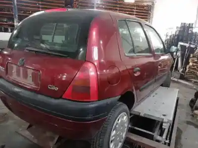 Здавання транспортного засобу renault clio ii fase i (b/cbo) d7f року 1998 потужний 