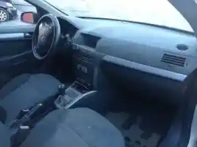 Verschrottungsfahrzeug opel astra h caravan z17dth des jahres 2004 angetrieben 