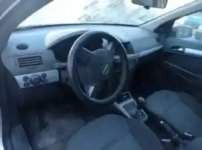 Verschrottungsfahrzeug opel astra h caravan z17dth des jahres 2004 angetrieben 
