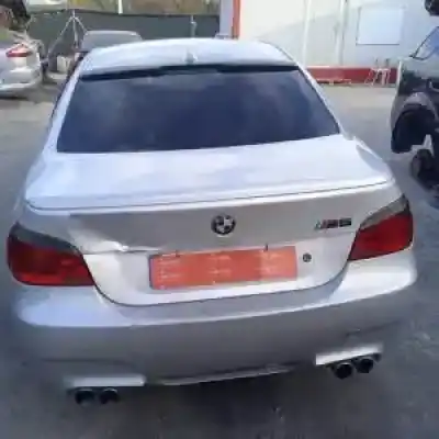 Scrapping Vehicle bmw 5 (e60) 520 i of the year 2004 powered 