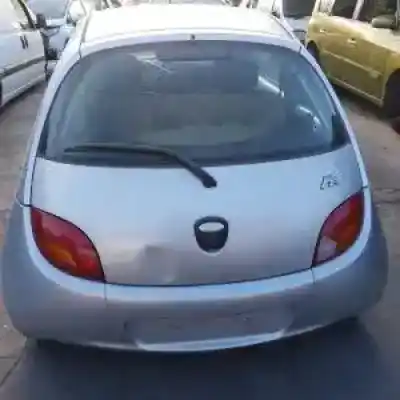 Sloopvoertuig ford ka (ccq) a9a van het jaar 2002 aangedreven 