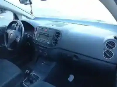 Veículo de Sucata volkswagen golf plus v (5m1) bkc do ano 2004 alimentado 