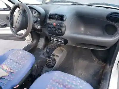 Scrapping Vehicle fiat seicento (187) 176b2000 of the year 2000 powered 