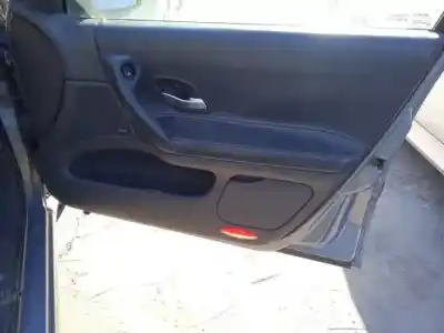 Здавання транспортного засобу renault laguna ii (bg0) f9q670 року 2001 потужний  Здавання транспортного засобу renault laguna ii (bg0) f9q670 року 2001 потужний