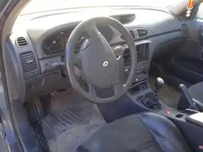 Здавання транспортного засобу renault laguna ii (bg0) f9q670 року 2001 потужний  Здавання транспортного засобу renault laguna ii (bg0) f9q670 року 2001 потужний