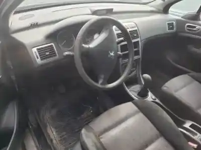 Здавання транспортного засобу peugeot 307 break / sw (s1) nfu року 2002 потужний 