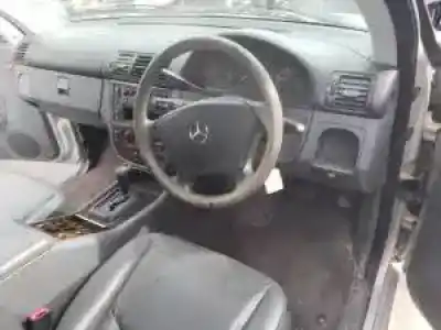 Veículo de Sucata mercedes-benz clase m (w163) m112942 do ano 1997 alimentado 