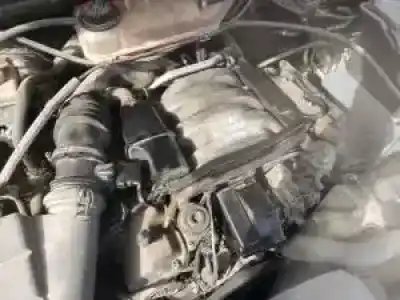 Veículo de Sucata mercedes-benz clase m (w163) m112942 do ano 1997 alimentado 