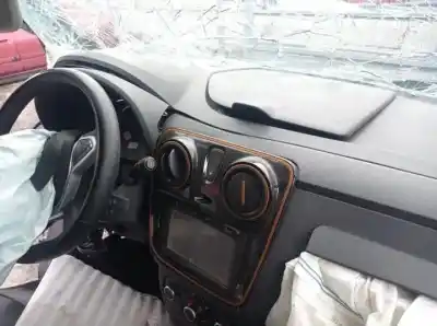 Veículo de Sucata dacia lodgy (j92) k9k666 do ano 2017 alimentado 