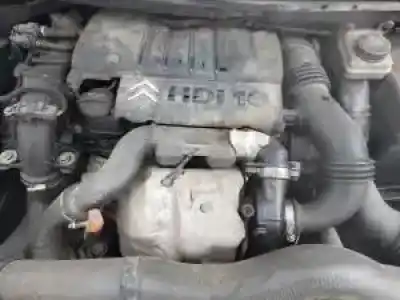 Vehicul casat citroen c4 berlina 9hydv6ted4 al anului 2004 alimentat 