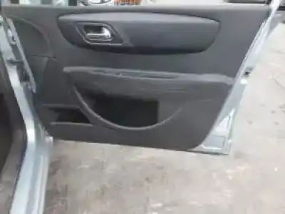 Vehicul casat citroen c4 berlina 9hydv6ted4 al anului 2004 alimentat 