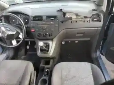 Véhicule à la ferraille ford focus c-max (cap) aoda.aodb.syda.g6da.hwda de l'année 2003 alimenté 